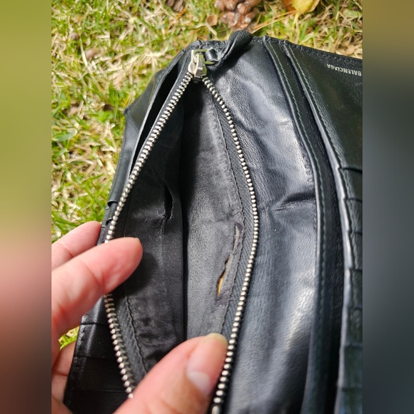 BALENCIAGA CASH VERT LONG WAL bi-fold long wallet - Picture 10 of 12